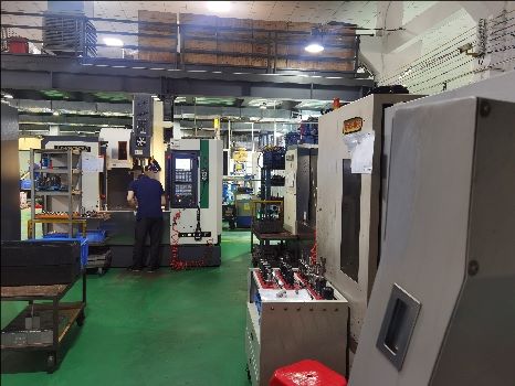 三轴四轴加工中心