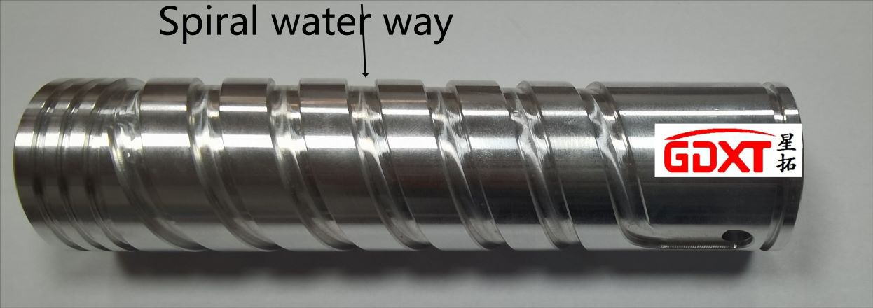 可乐瓶瓶胚模具取出管零件